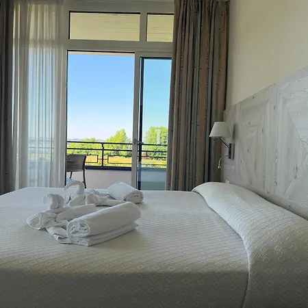 Hotel Holiday