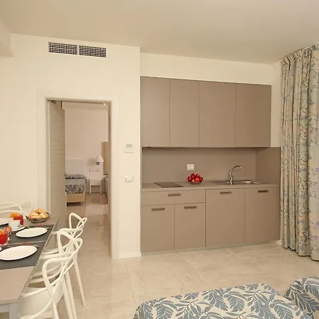 Hotel Hotel Holiday 3*